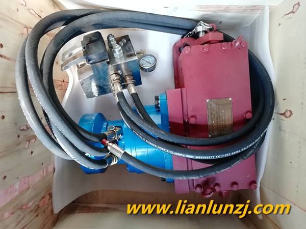 4JLB液壓緊鏈器工作時的緊鏈過程
